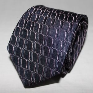 Hugo Boss navy and pink tie 3"x58"